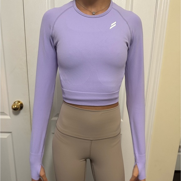 Hyperflex Seamless Long Sleeve - Lavender (XS) - Picture 2 of 5